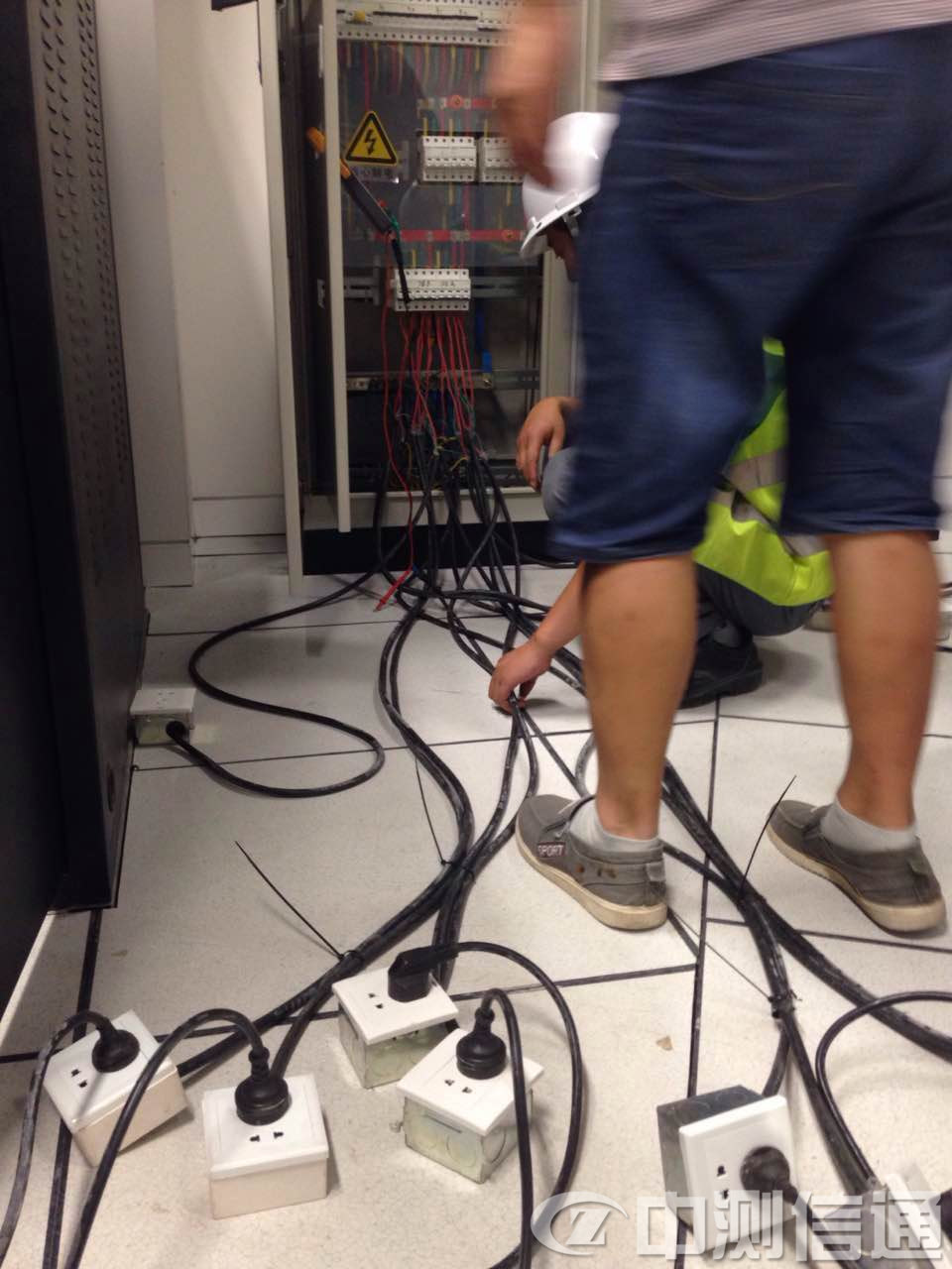 �����������ups�yԇ����늳ط��